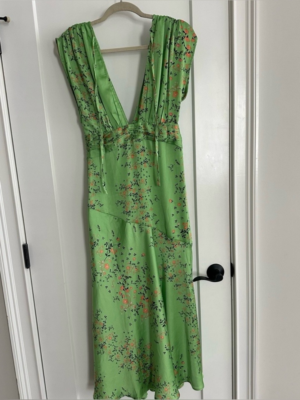 GREEN DRESS high split and colorful! asos - Picture 3 of 3